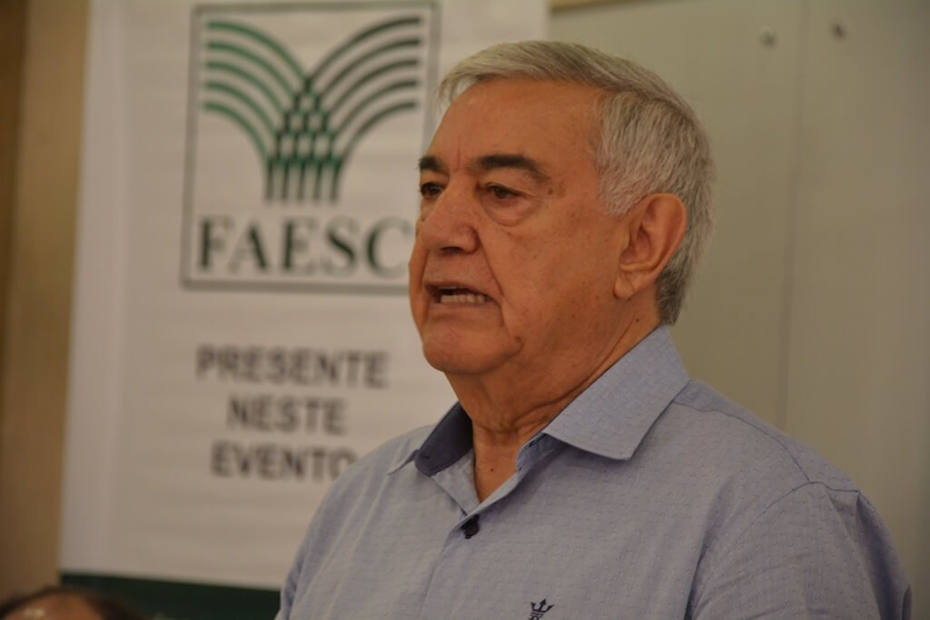 Custo com energia elétrica no campo  sobe 50% em um ano