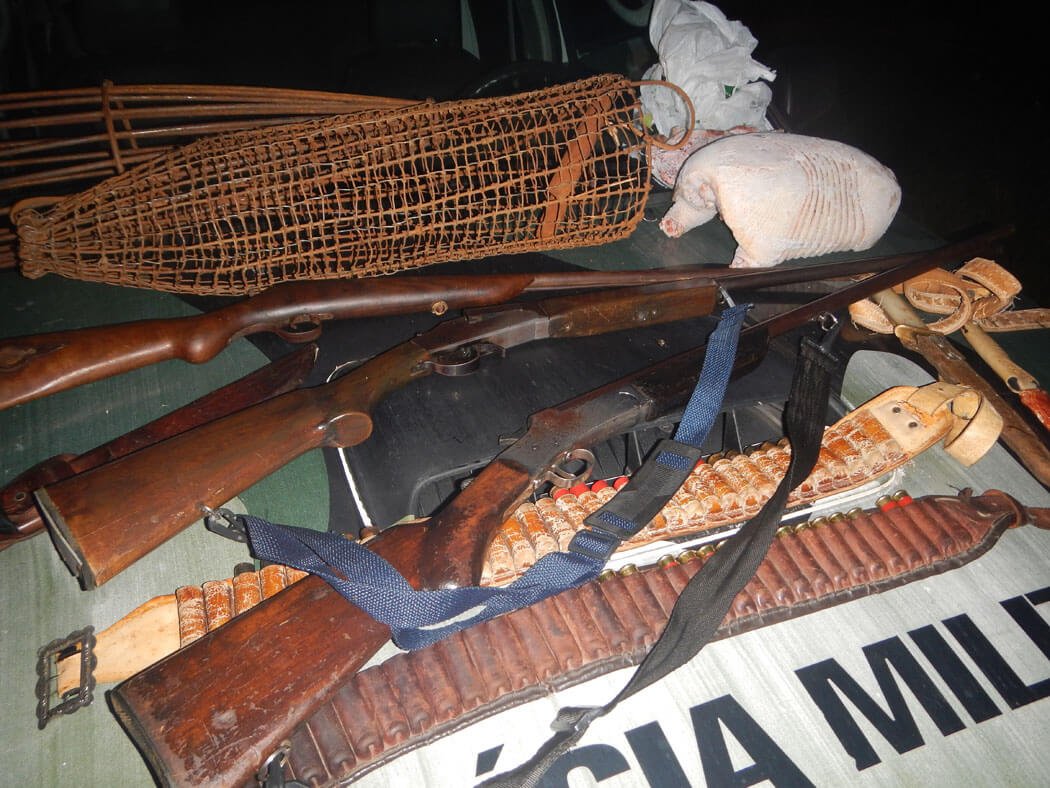 PM Ambiental apreende armas, munições e material de caça em Campos Novos