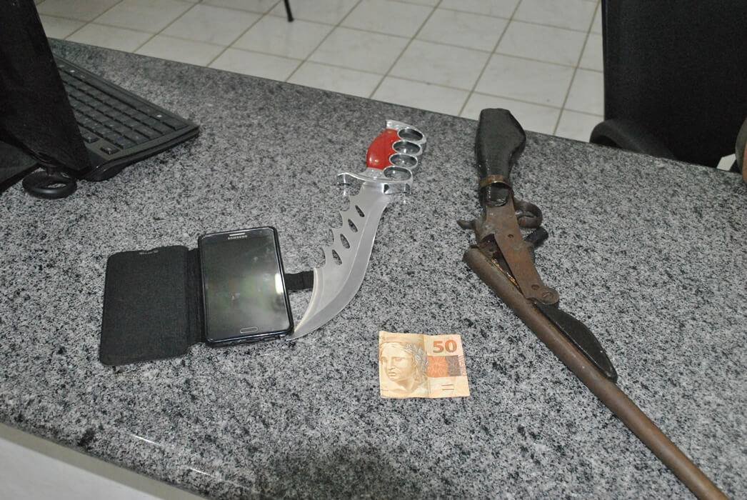 Padaria é assaltada e PM identifica um dos autores do crime
