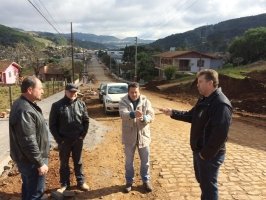 Prefeitura de Abdon Batista investe em pavimentação