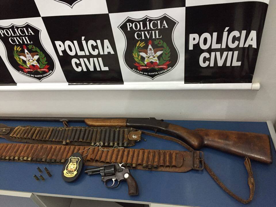 Polícia Civil apreende armas de fogo no Distrito de Dal Pai