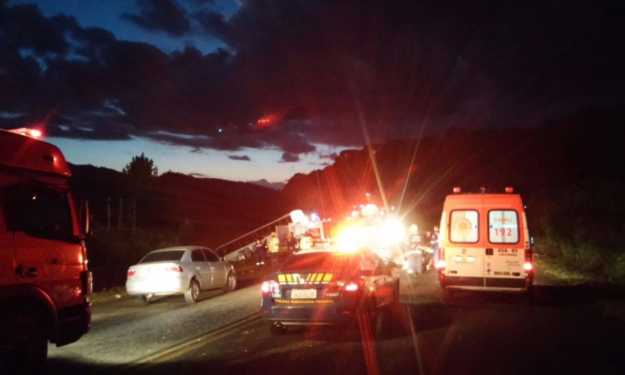 Acidente deixa 5 mortos na BR 470 em Campos Novos