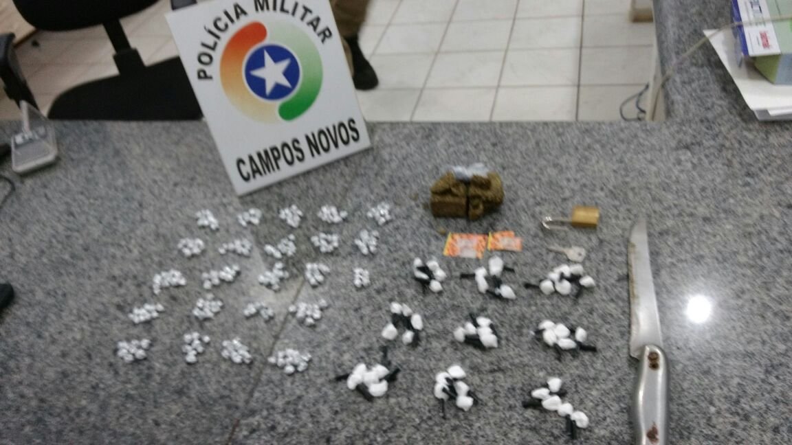 PM apreende drogas com adolescente de 13 anos em CN