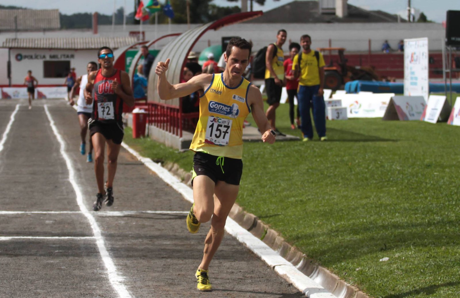Atleta Israel Tiago Mecabo conquista duas medalhas de ouro nos JASC