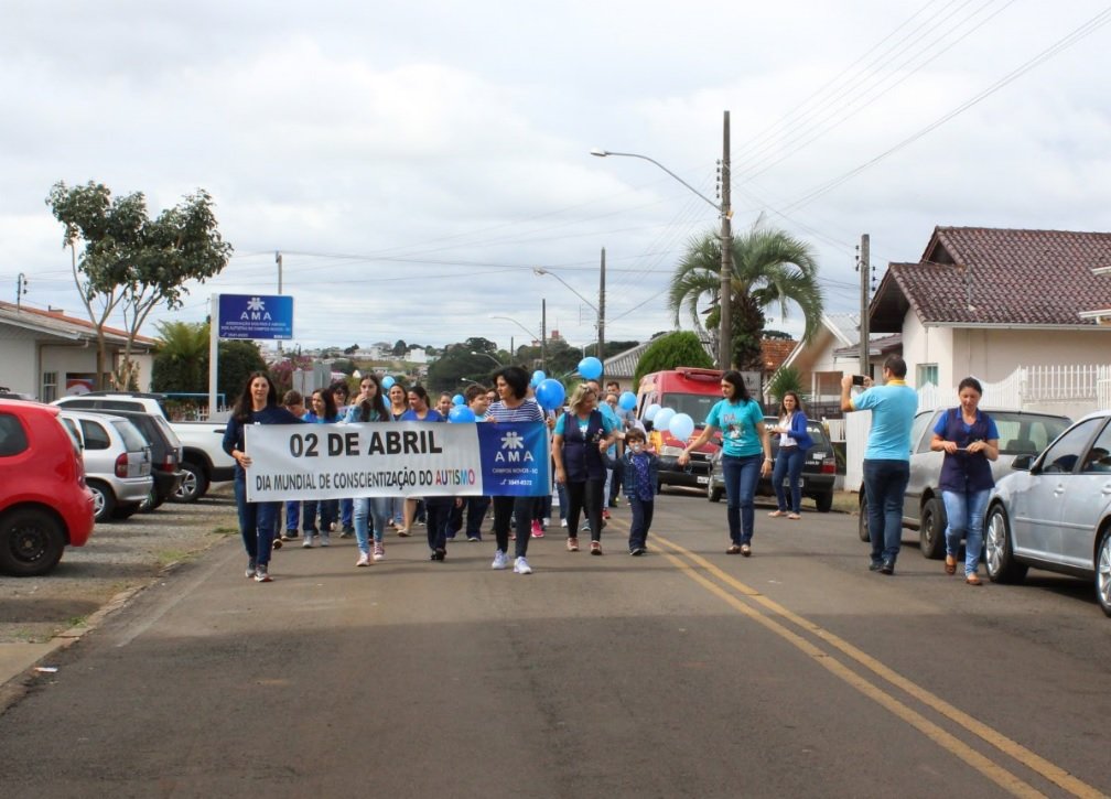 Abril: Mês Azul – AMA promove caminhada no Dia Mundial de Conscientização do Autismo