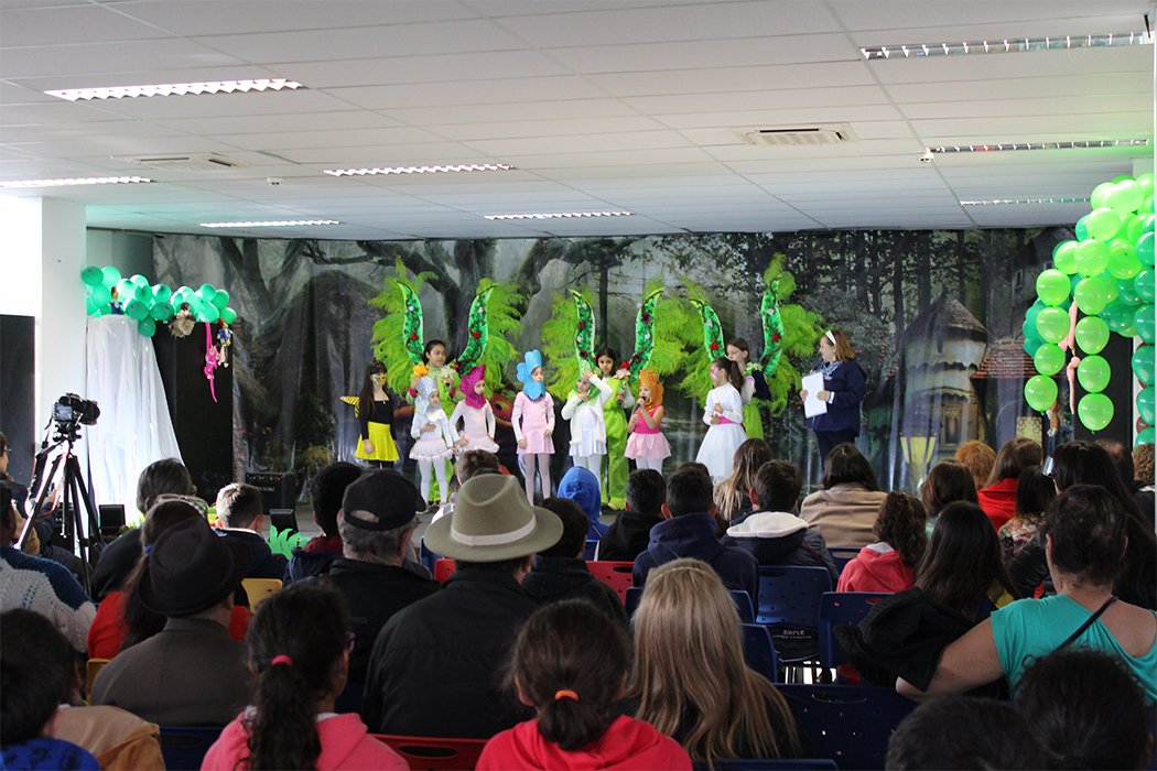 Fundação Cultura Camponovense apresenta 6° Mostra de Teatro