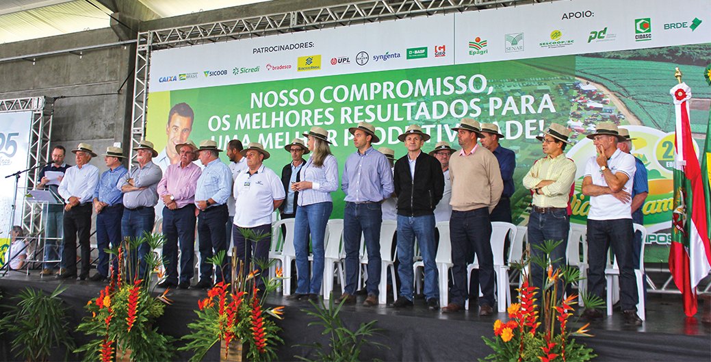 Tributação entrou na pauta de discussões na abertura do Dia de Campo Copercampos