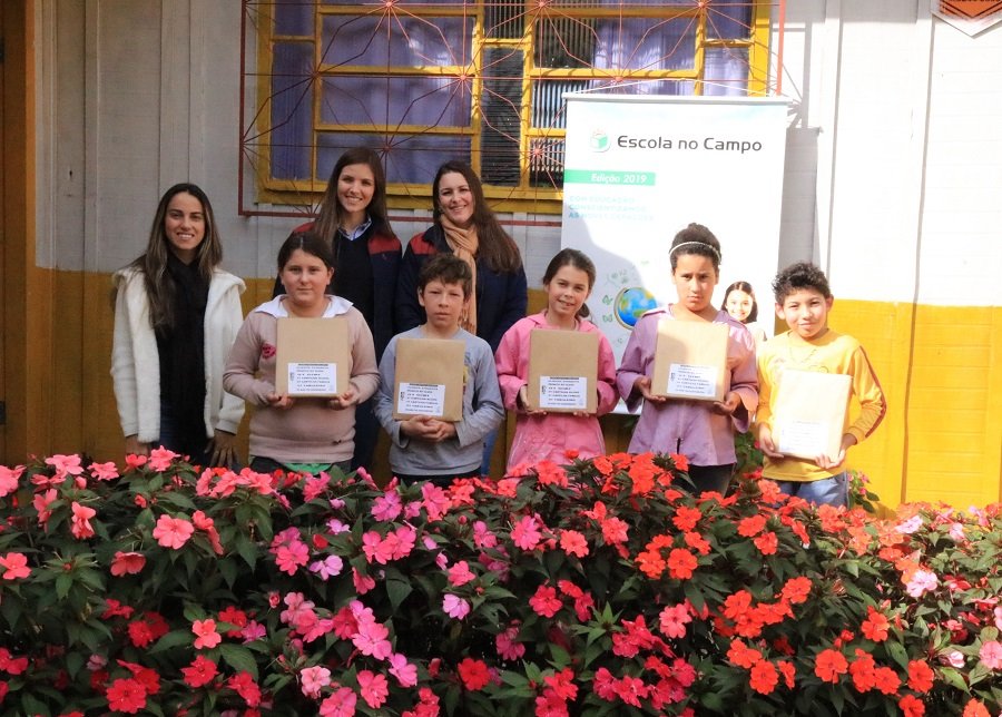 Alunos da região recebem equipe do Projeto Escola no Campo 2019