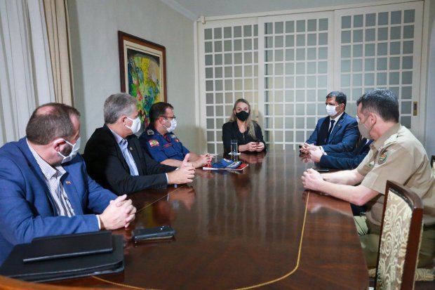 Daniela Reinehr se reúne com a cúpula da Segurança Pública e reforça continuidade dos trabalhos