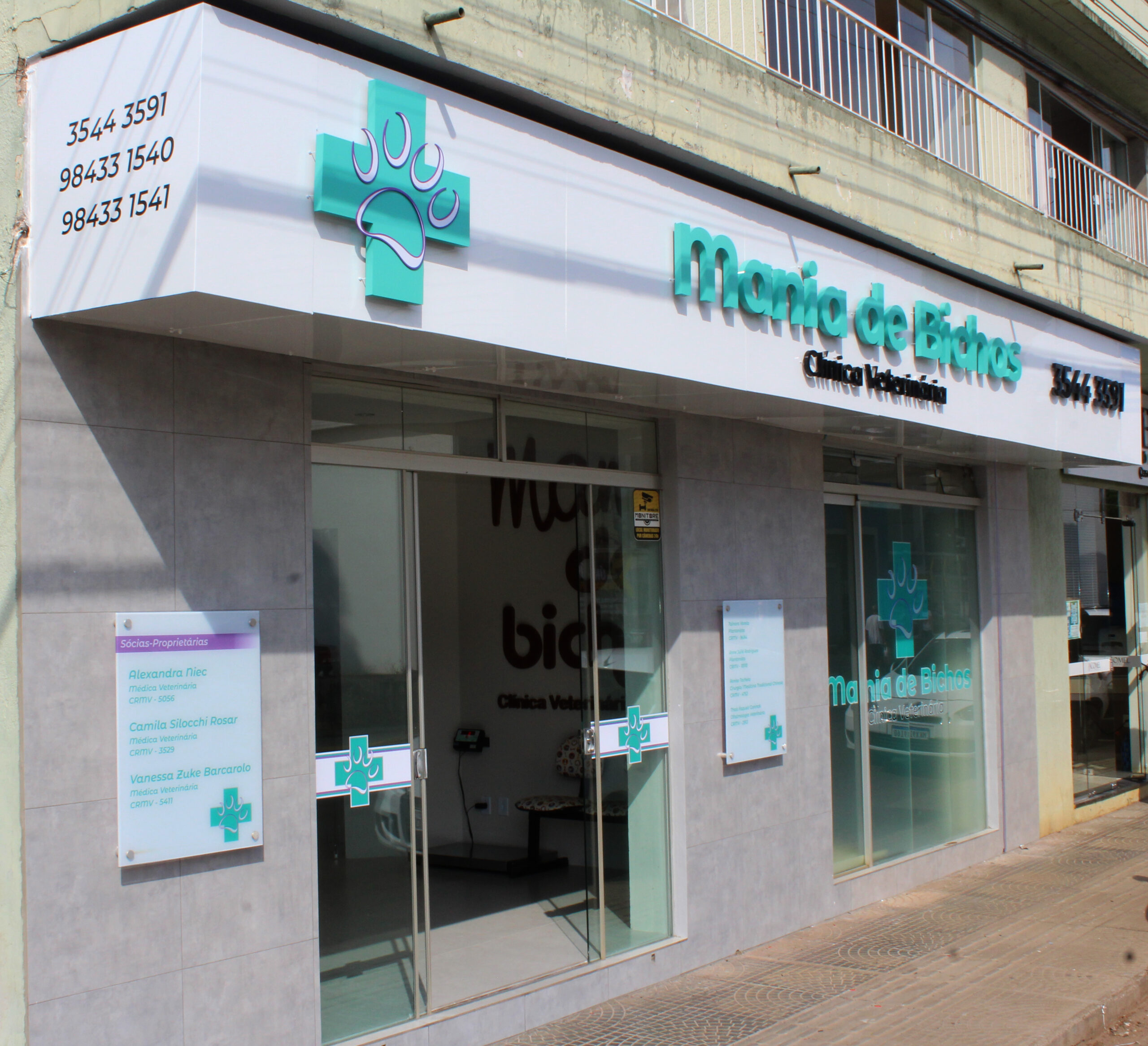 Clínica Veterinária Mania de Bichos inicia atendimento em novo espaço Jornal O Celeiro Clínica Veterinária Mania de Bichos inicia atendimento em novo espaço Jornal O Celeiro