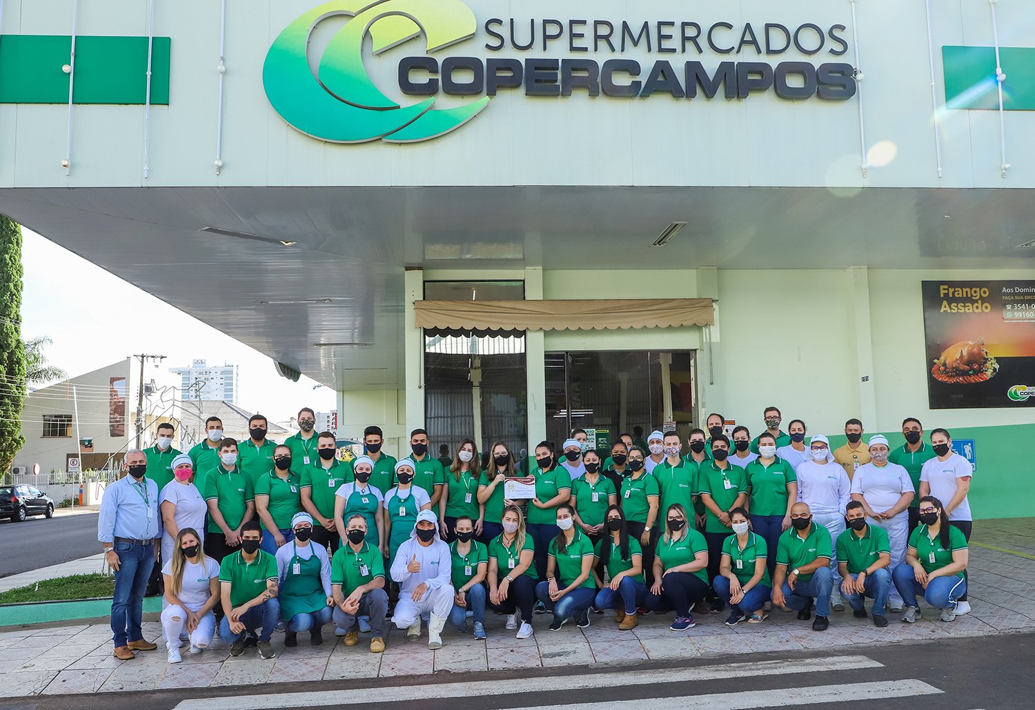 Supermercado Copercampos conquista prêmio Top Excelência em pesquisa