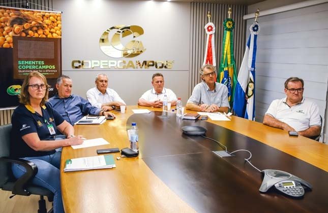 Copercampos sorteia carro e quadriciclo para multiplicadores de soja