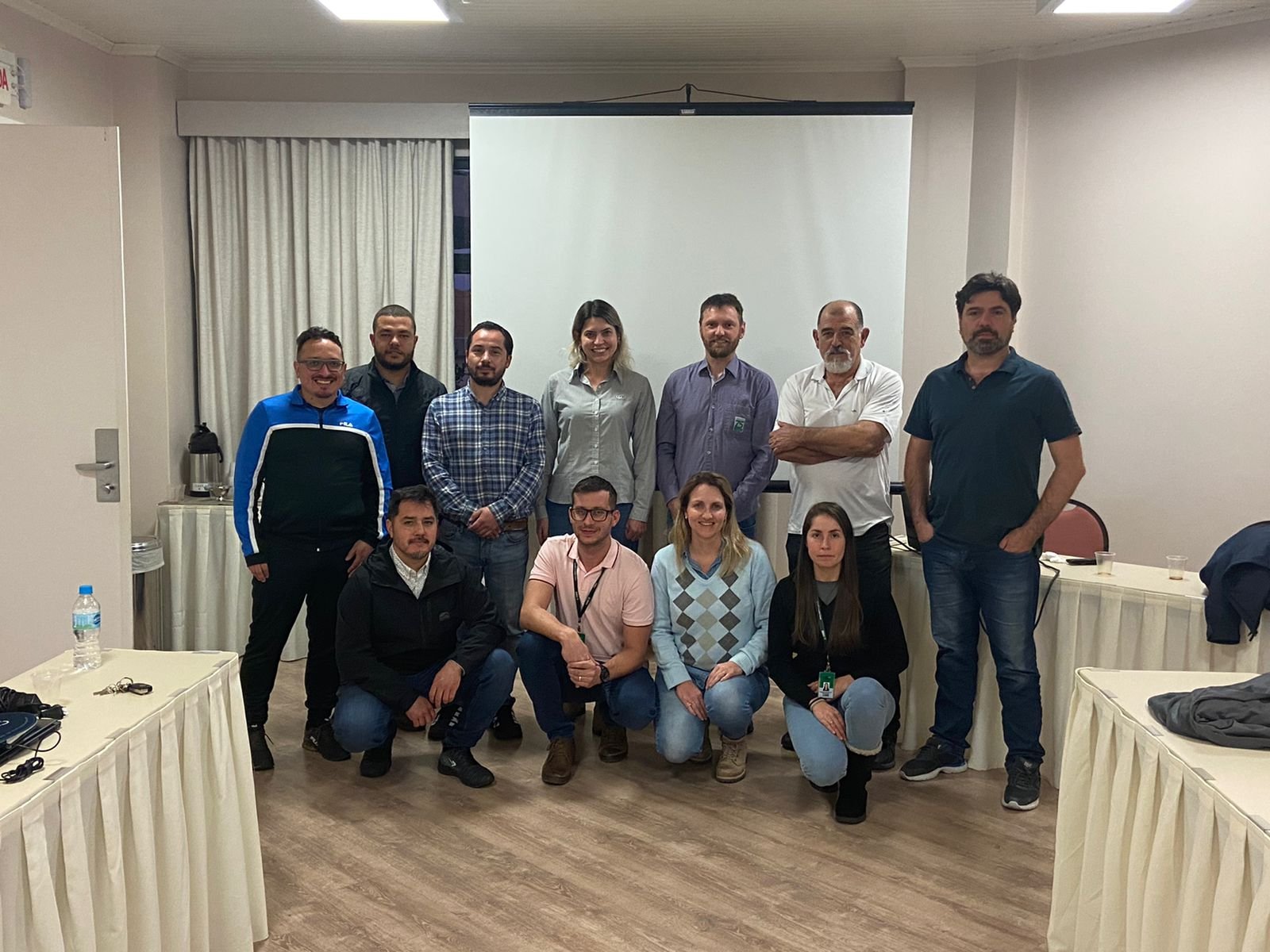 Granja da Copercampos passa por auditoria para exportação de reprodutores