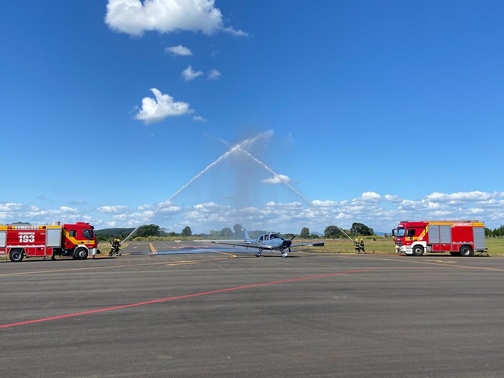 Governador inaugura ampliação da pista do aeroporto de Joaçaba