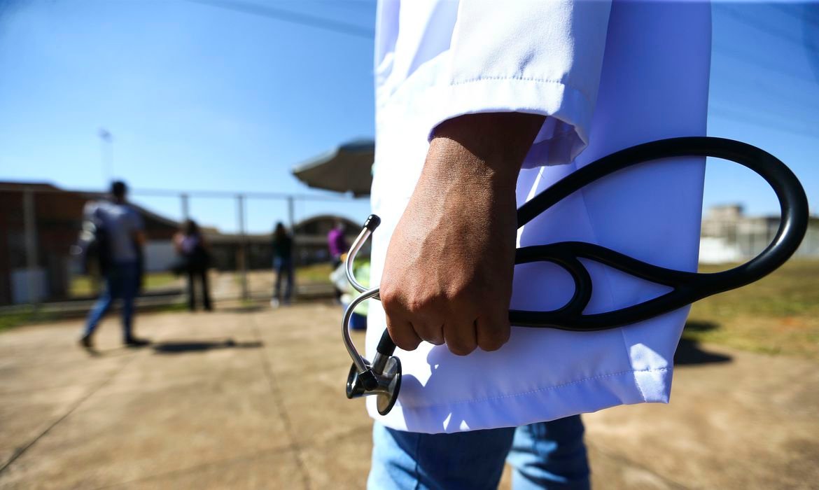 Campos Novos recebe 3 profissionais do Programa ‘Mais Médicos’