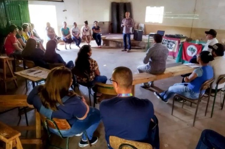 Escola Itinerante Estudando e Plantando no Assentamento São José volta a funcionar em 2023
