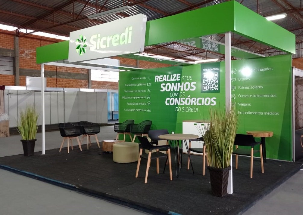 Sicredi Altos da Serra marca presença na ExpoCampos 2023 de Campos Novos/SC