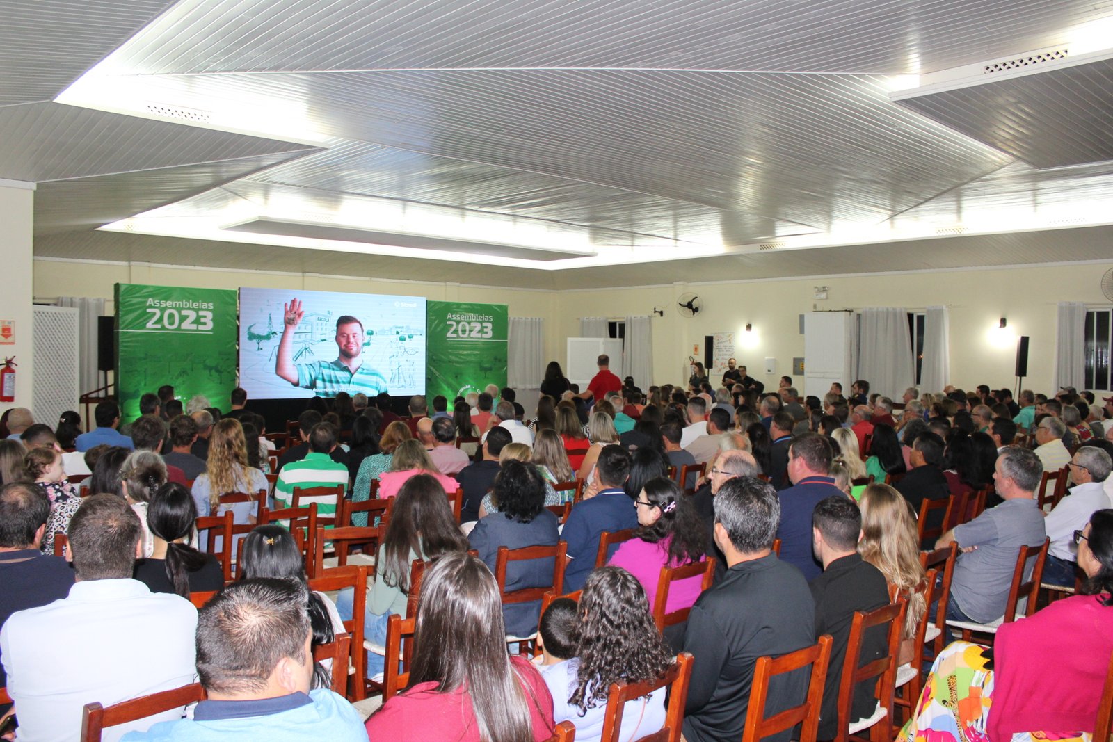 Sicredi realiza Assembleia em Campos Novos