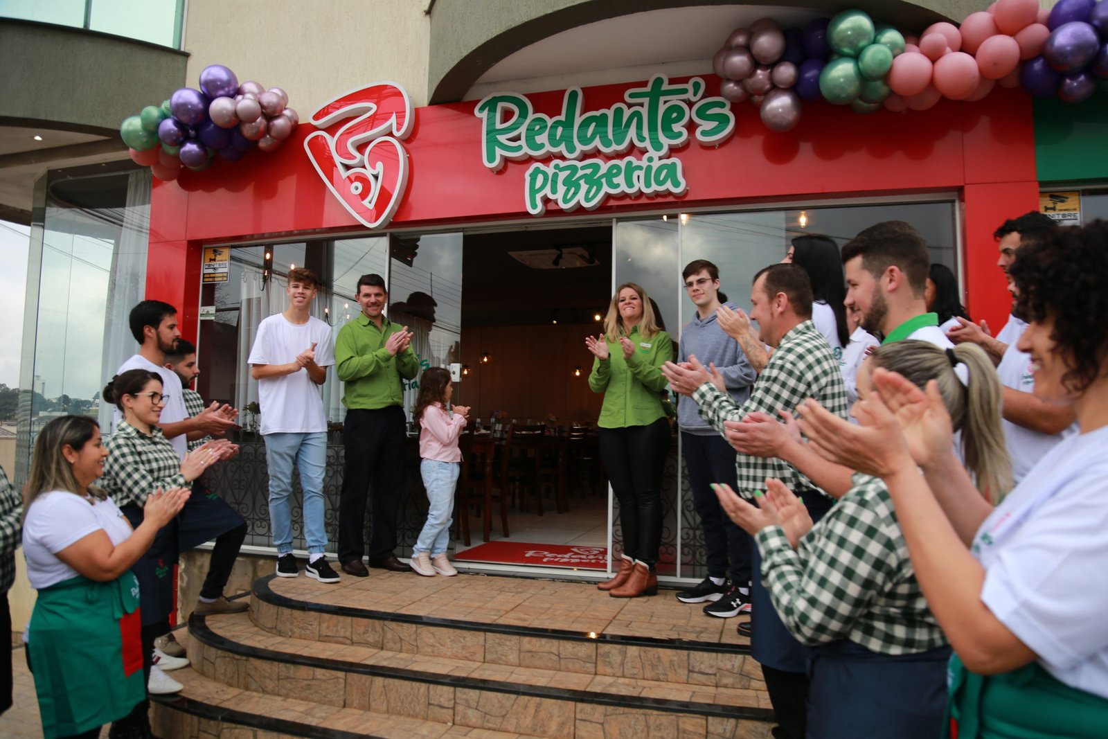 Experiência Gastronômica: Redante’s Pizzeria investe no conforto e qualidade em seu espaço
