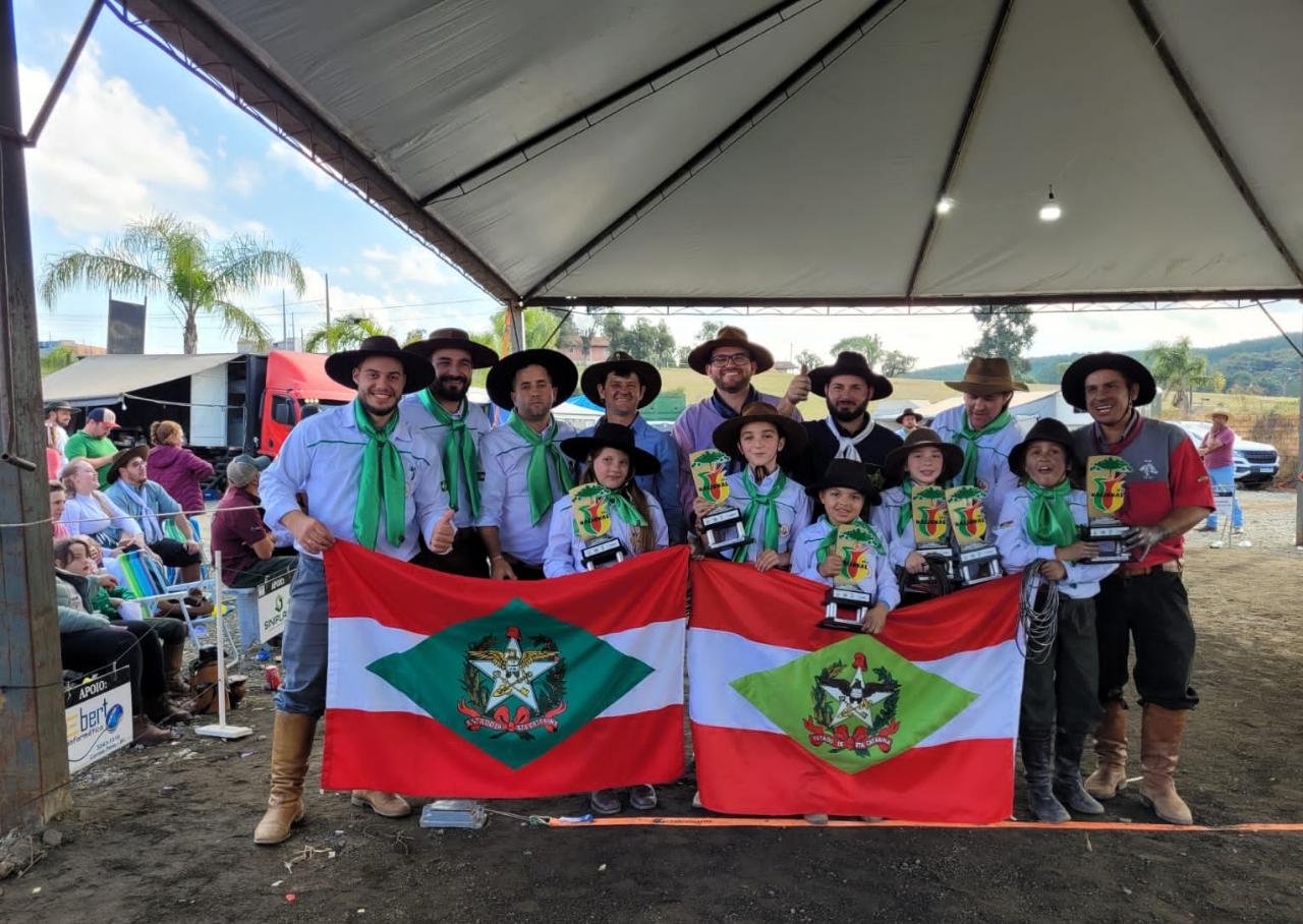 CTG Estância 2 Meninas de Vargem conquista prêmio nacional
