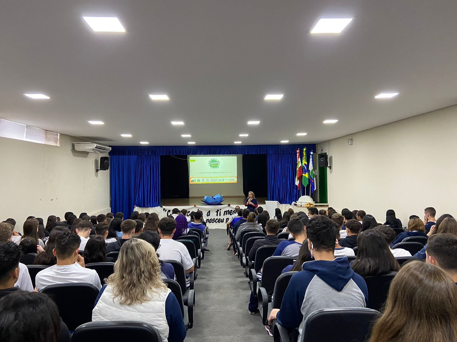 Escola Gasparino Zorzi realiza a II Edição do Café Filosófico