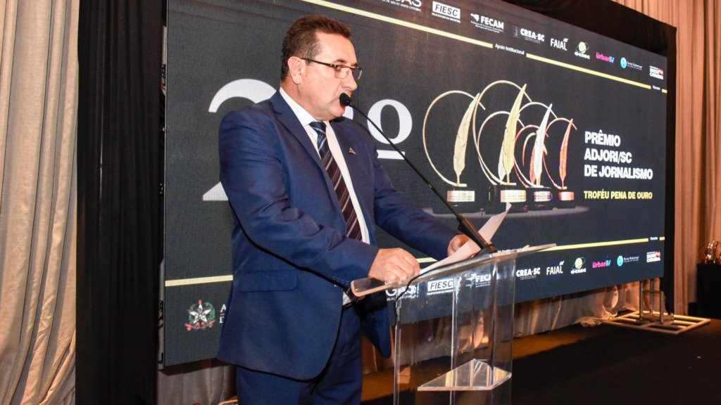 Jornal O Celeiro participa de Congresso Estadual de Jornais