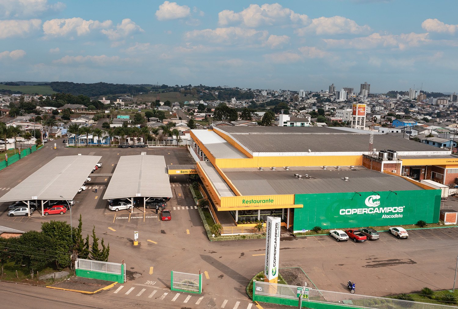 Copercampos Atacadista comemora cinco anos em Campos Novos
