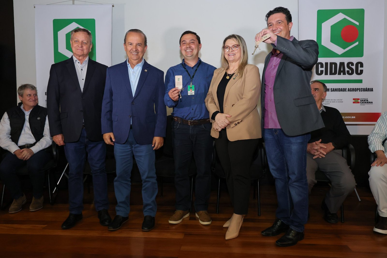 Governador anuncia recomposição do quadro funcional e modernização da estrutura da Cidasc