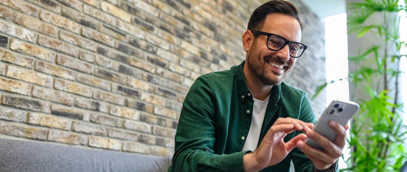 Conheça o Theo, o assistente virtual do Sicredi no WhatsApp