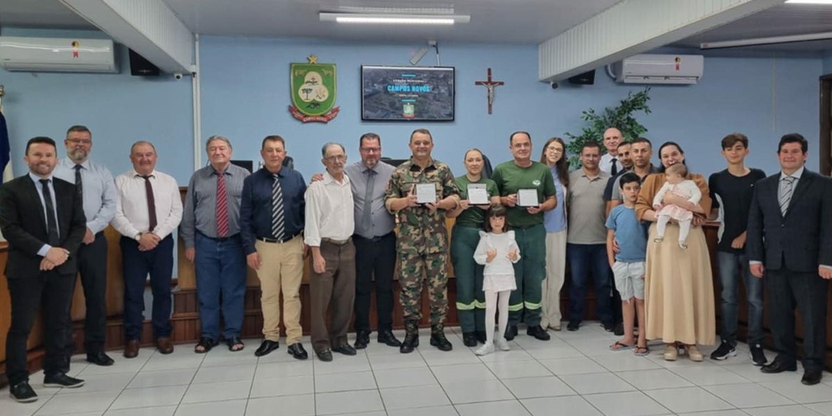 Sargento e casal de socorristas são homenageados na Câmara