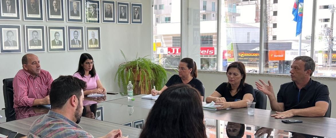 CDL se reúne com Dirceu Kaiper para fortalecimento de laços
