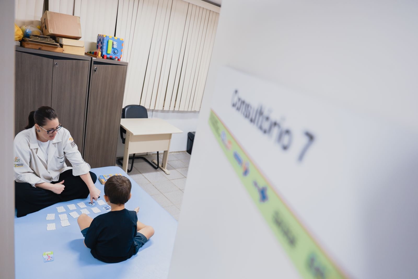 Dia Mundial do Autismo: Estado reforça serviços de assistência e destaca lei do diagnóstico tardio