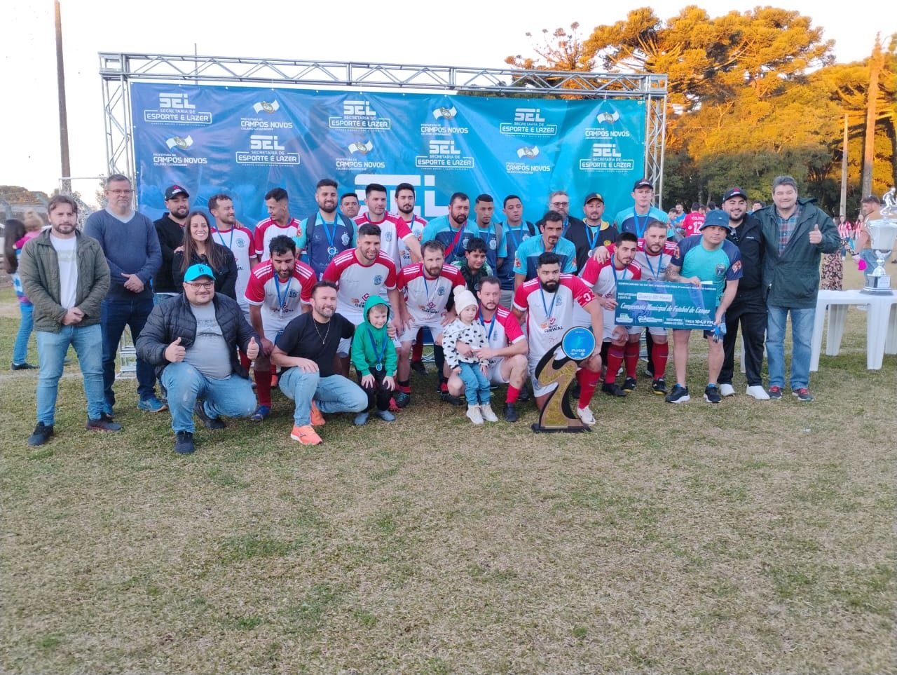 São José FC é campeão da Taça  104 FM de Futebol de Campo 2025