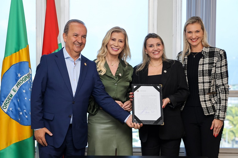 Kênia Andresa Scarduelli assume o cargo com mais de 25 anos de experiência na área