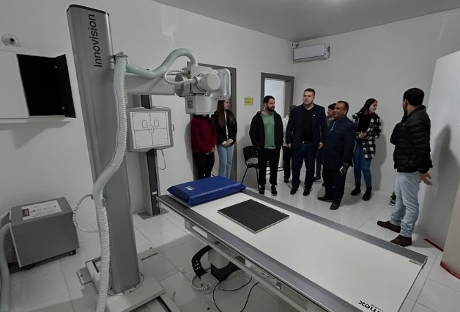 Abdon Batista inaugura novo Raio-X