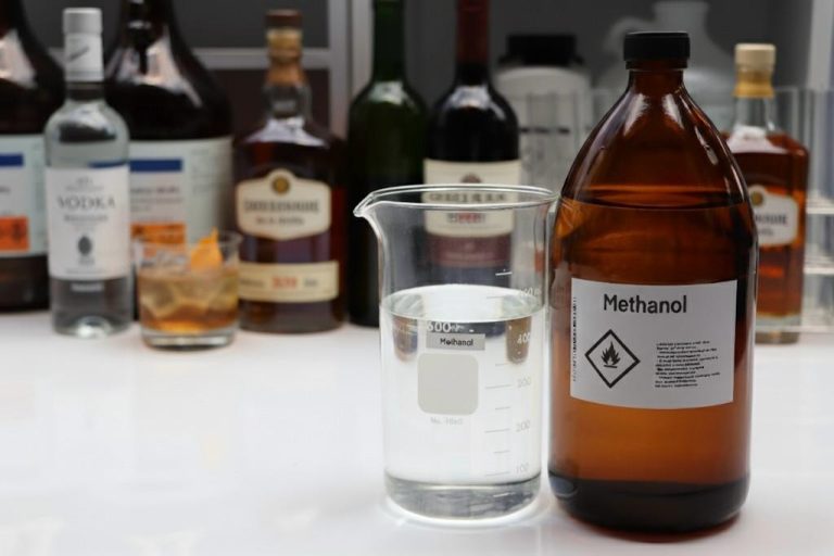 Procon/SC orienta consumidores e fornecedores sobre bebidas que possam conter metanol