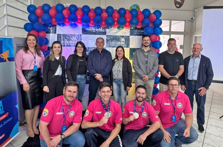 Campos Novos: medalhistas da WorldSkills são parabenizados após conquista nacional