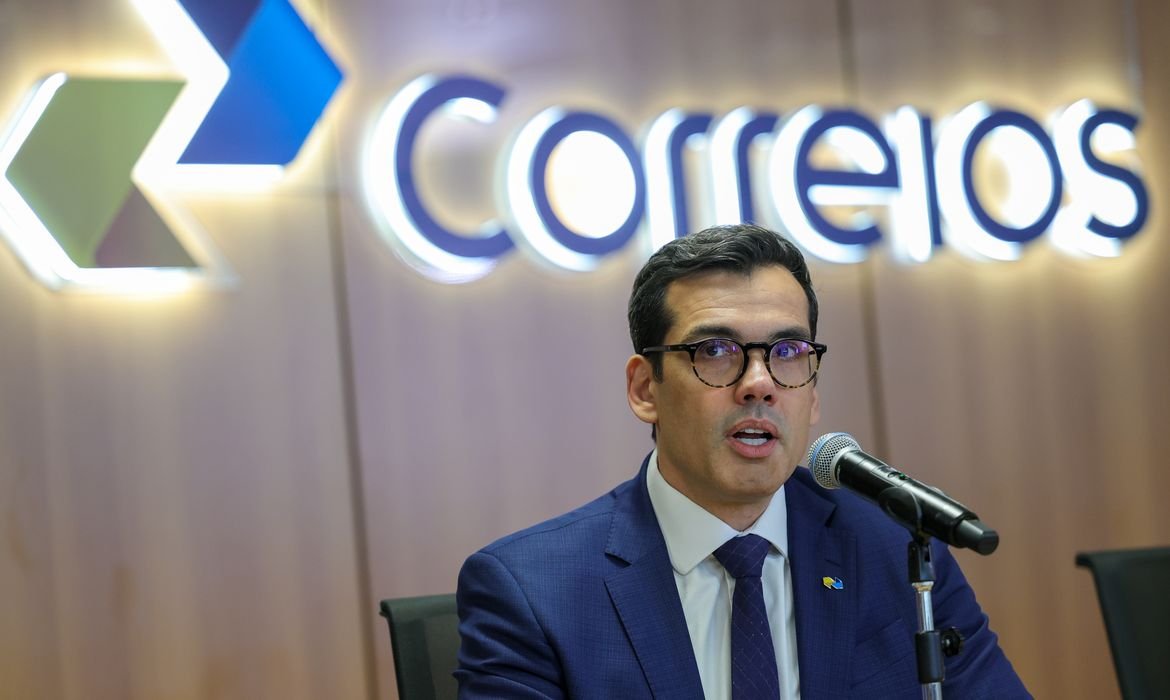 Correios prevê fechar mil agências e 15 mil demissões voluntárias