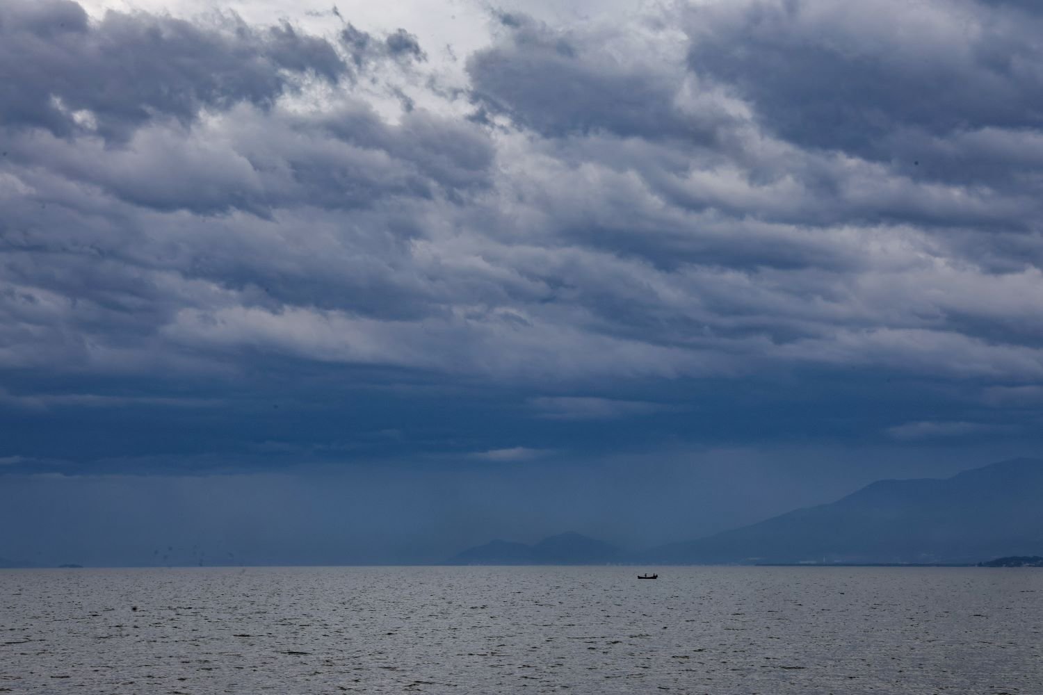 Frente fria provoca mudanças no tempo em Santa Catarina neste fim de semana