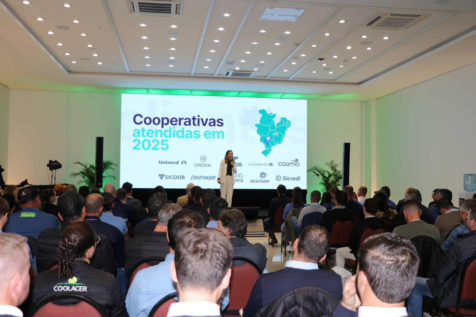 Sistema OCESC reúne mais de 20 cooperativas em Chapecó para discutir inovação no agro