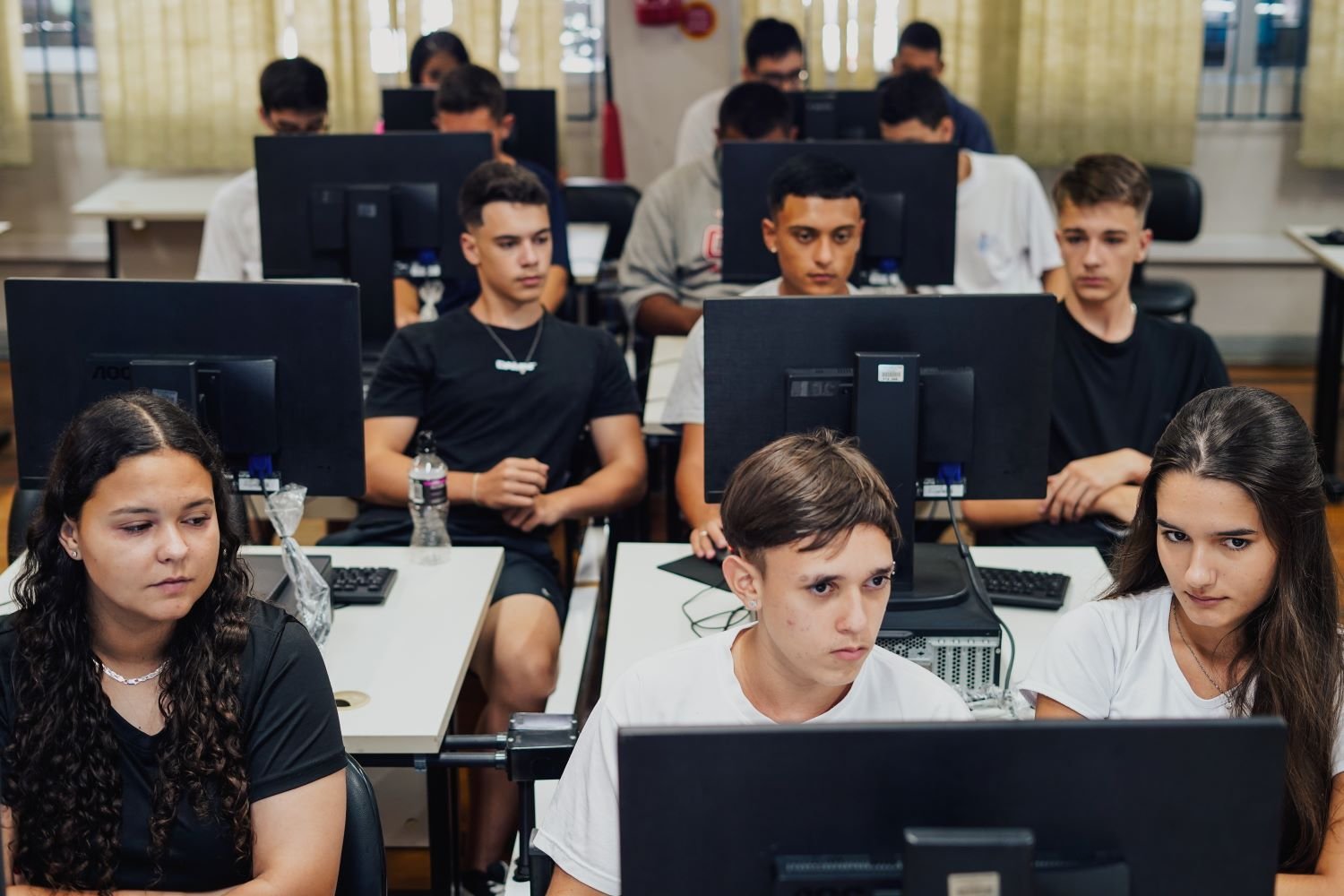 Governo de SC lança edital para inscrições do Ensino Técnico Gratuito