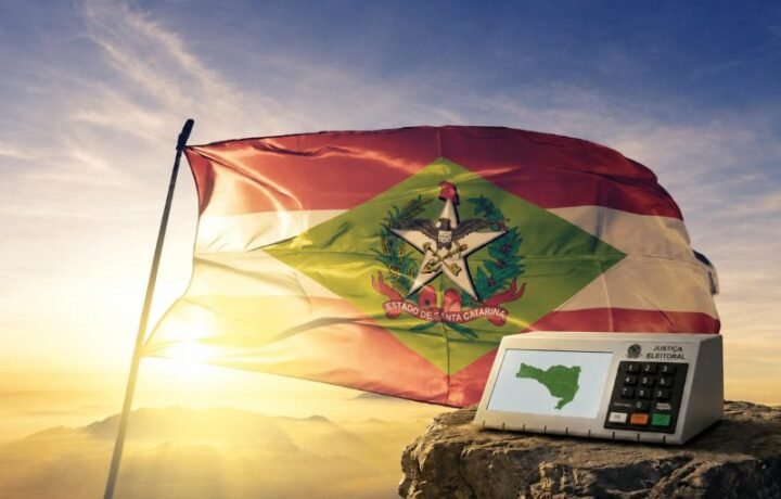Eleitorado de Santa Catarina cresce 4,3% e chega a 5,7 milhões em 2026