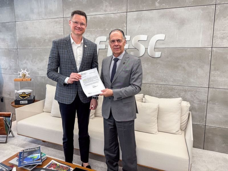 As empresas exportadoras de Santa Catarina mais afetadas pelo novo tarifaço dos Estados Unidos terão acesso a um pacote de apoio emergencial do Governo do Estado.