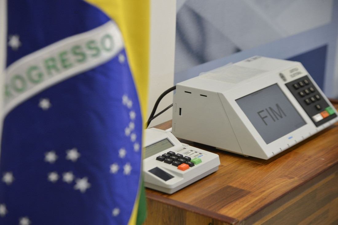 No dia 4 de outubro deste ano, além do presidente da República, dos deputados distritais e estaduais e dos 27 governadores, serão eleitos 513 deputados federais e 54 senadores.