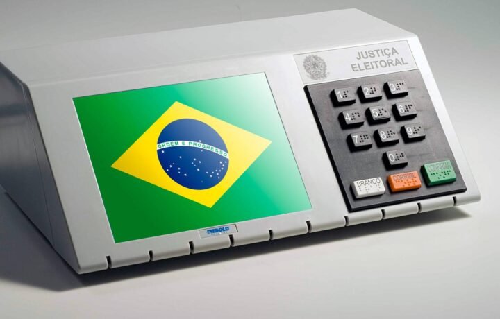 Perfil do eleitorado de SC muda e pode influenciar a votação em 2026