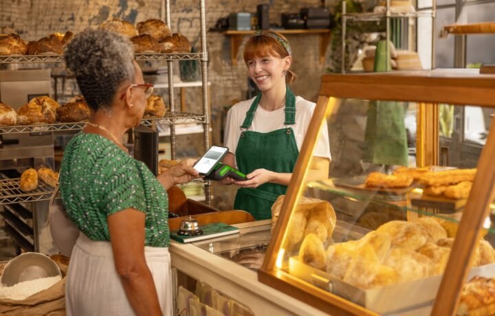 Dia do Cliente: como transformar compras em decisões mais inteligentes