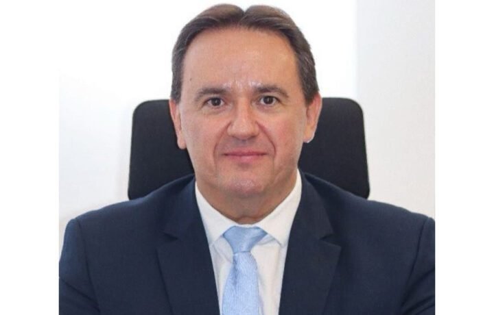 Jornalismo profissional: Uma trincheira da democracia