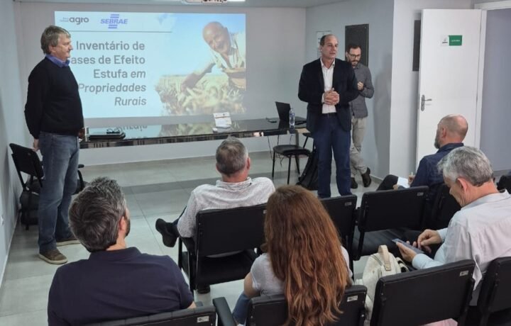 Encontros do ProFAR na AMMOC e AMPLASC definem políticas públicas e estratégias para a agroindústria regional