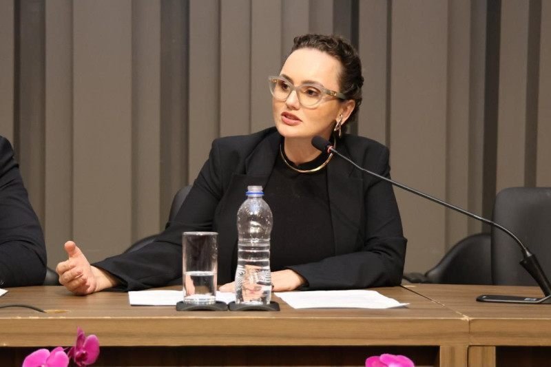 O aumento reforça a importância de ampliar o acesso à informação e orientar a população sobre prevenção, segurança e os caminhos legais disponíveis quando já houve prejuízo. Nesse contexto, iniciativas educativas ganham espaço como ferramenta de proteção ao consumidor.
