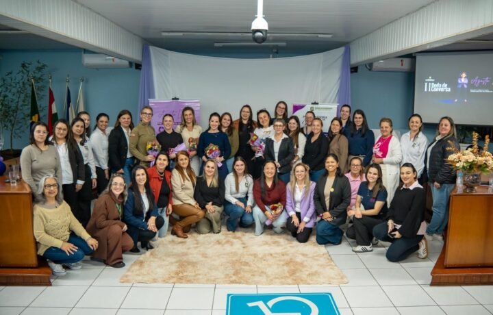 Roda de Conversa e reforça a importância da prevenção à violência contra a mulher